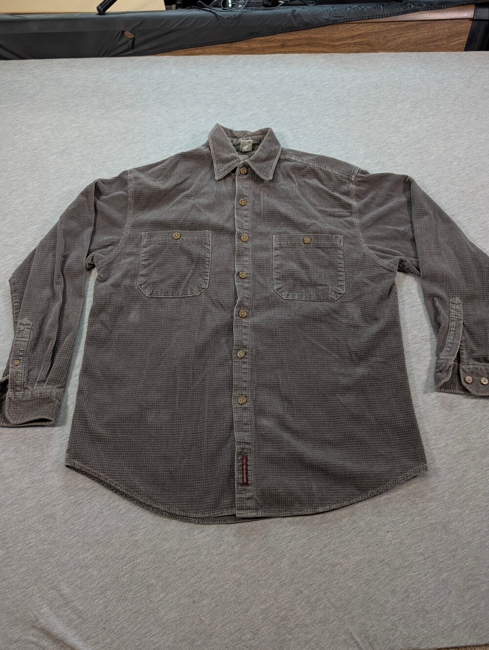Vintage The Territory Ahead Shirt Men’s Medium Gray Corduroy Long Sleeve